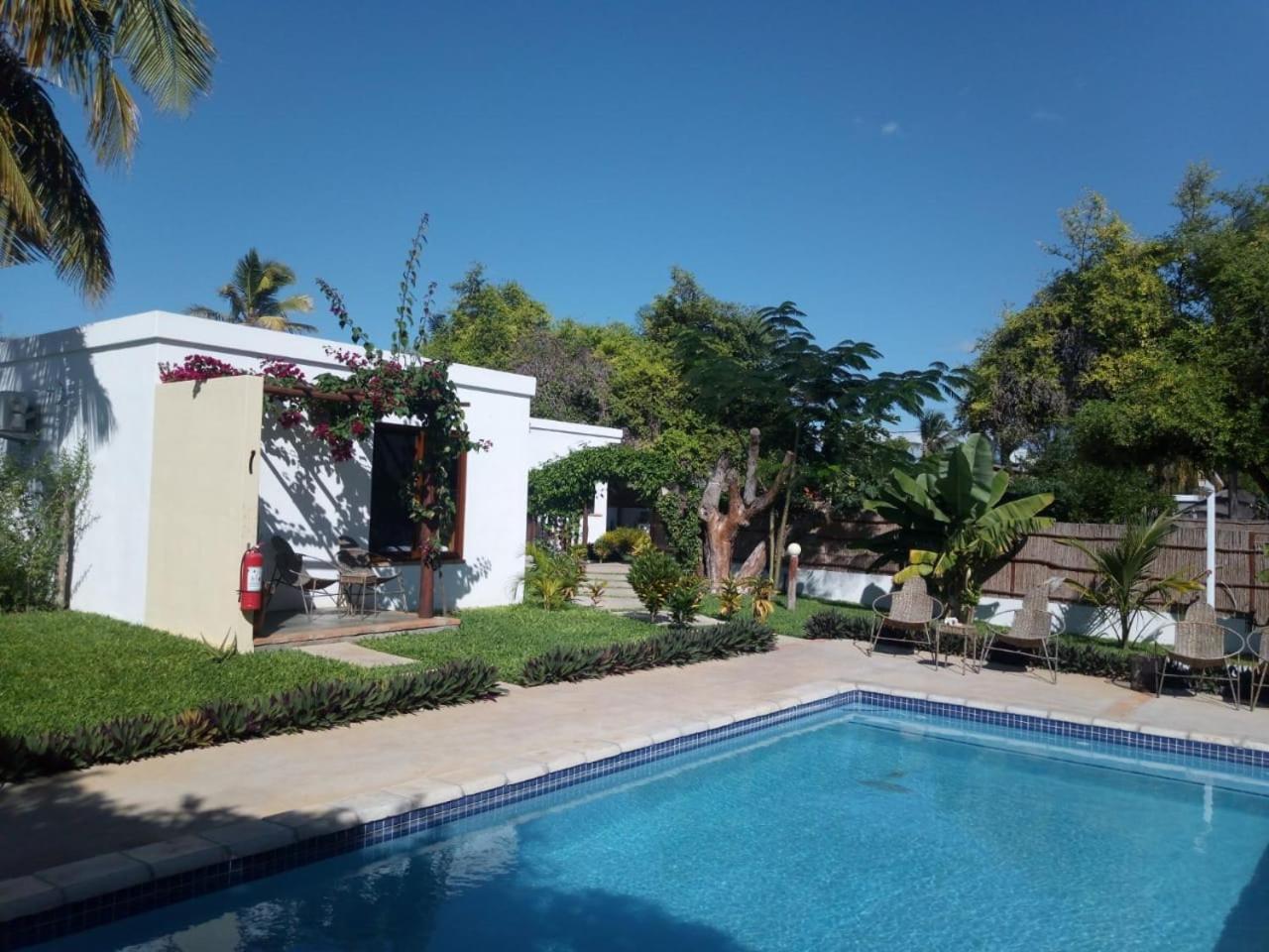 Telvina Beach Lodge ビランクロス エクステリア 写真