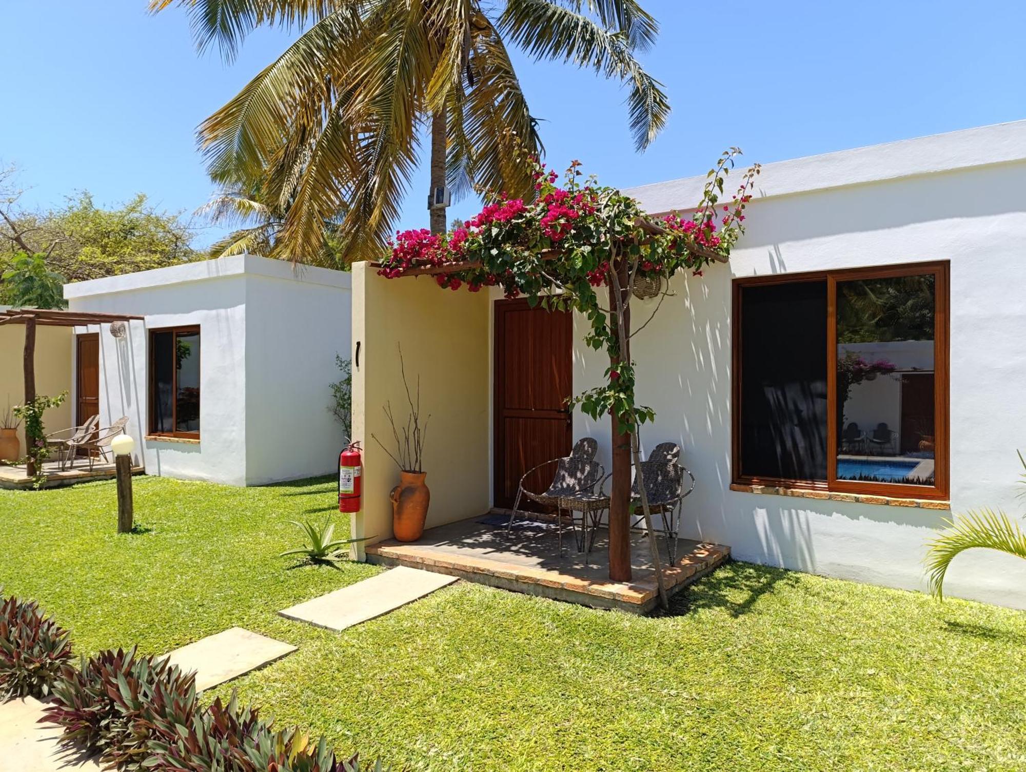 Telvina Beach Lodge ビランクロス エクステリア 写真